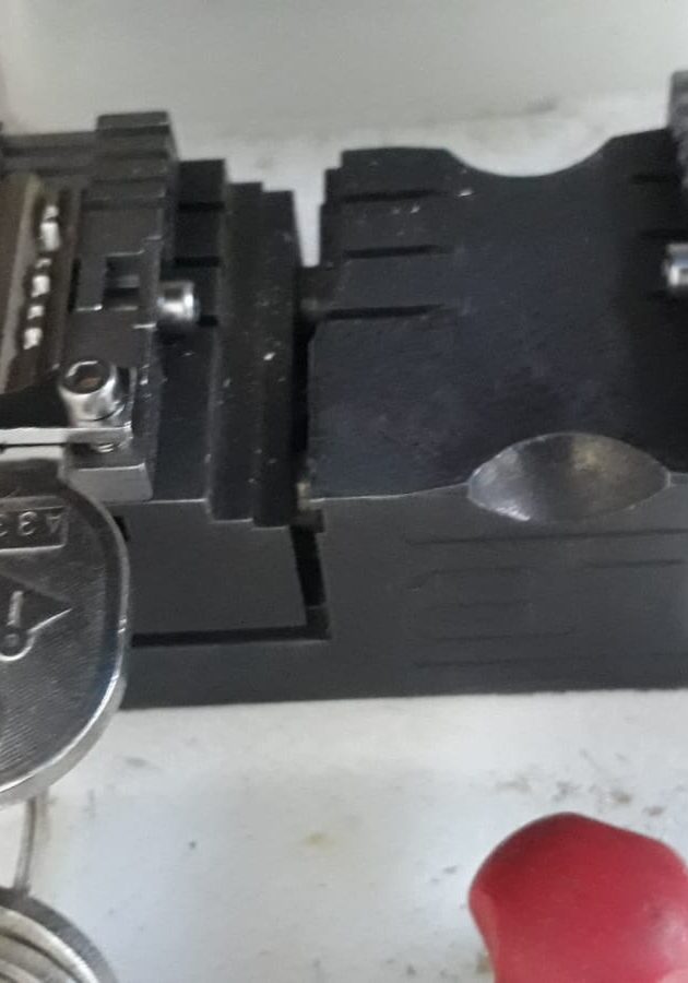 ÜNİVERSAL BAĞLAMA APARATI